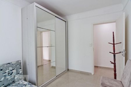 Casa à venda com 400m², 4 quartos e 3 vagas Casa à venda com 400m², 4 quartos e 3 vagasQuarto 2