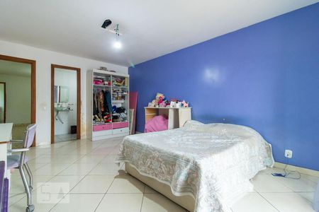 Casa à venda com 360m², 6 quartos e 4 vagasQuarto