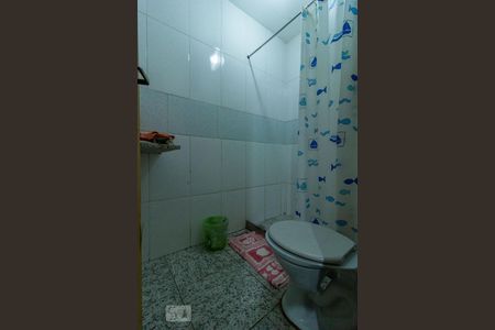 Casa à venda com 360m², 6 quartos e 4 vagasBanheiro