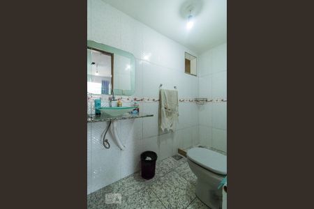 Casa à venda com 360m², 6 quartos e 4 vagasBanheiro