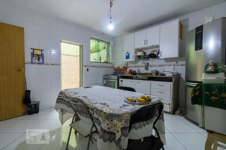 Casa à venda com 360m², 6 quartos e 4 vagasCozinha