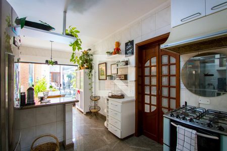 Casa à venda com 300m², 5 quartos e 3 vagas Casa à venda com 300m², 5 quartos e 3 vagasCozinha