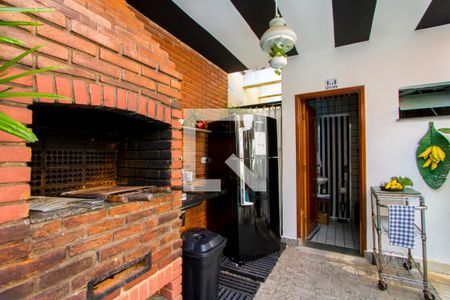 Casa à venda com 300m², 5 quartos e 3 vagas Casa à venda com 300m², 5 quartos e 3 vagasEspaço gourmet/Piscina