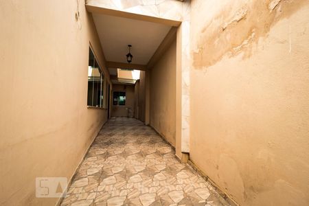 Casa à venda com 200m², 4 quartos e 1 vaga Casa à venda com 200m², 4 quartos e 1 vagaGaragem