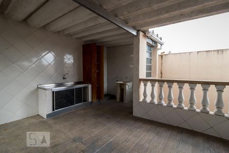 Casa à venda com 200m², 4 quartos e 1 vaga Casa à venda com 200m², 4 quartos e 1 vagaÁrea de Serviço