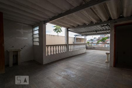 Casa à venda com 200m², 4 quartos e 1 vaga Casa à venda com 200m², 4 quartos e 1 vagaÁrea de Serviço