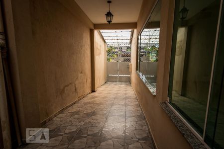 Casa à venda com 200m², 4 quartos e 1 vaga Casa à venda com 200m², 4 quartos e 1 vagaGaragem