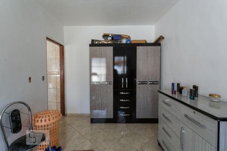 Casa à venda com 225m², 4 quartos e 2 vagas Casa à venda com 225m², 4 quartos e 2 vagasQuarto 3