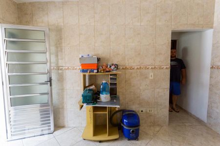 Casa à venda com 225m², 4 quartos e 2 vagas Casa à venda com 225m², 4 quartos e 2 vagasCozinha 2