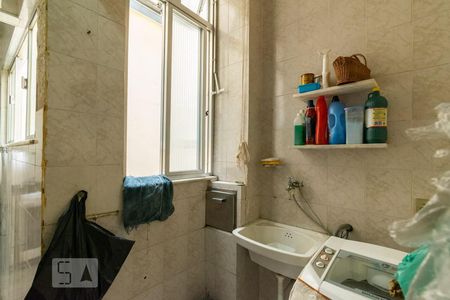 Apartamento à venda com 70m², 2 quartos e sem vagaÁREA DE SERVIÇO