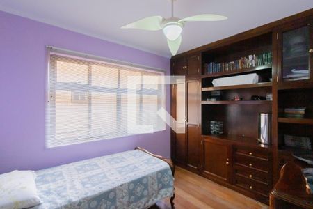 Casa à venda com 376m², 4 quartos e 4 vagasSuíte 2