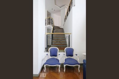 Apartamento à venda com 227m², 4 quartos e 4 vagas Apartamento à venda com 227m², 4 quartos e 4 vagasHall de Entrada