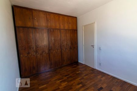 Quarto 1 de apartamento para alugar com 2 quartos, 74m² em Vila Isabel, Rio de Janeiro