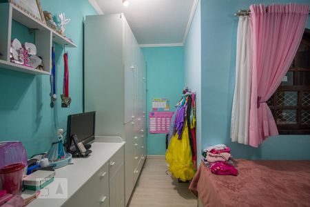 Casa de condomínio à venda com 132m², 3 quartos e 3 vagas Casa de condomínio à venda com 132m², 3 quartos e 3 vagasQuarto 3