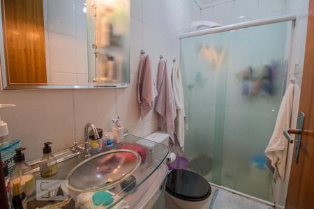 Casa de condomínio à venda com 132m², 3 quartos e 3 vagas Casa de condomínio à venda com 132m², 3 quartos e 3 vagasBanheiro da Suíte