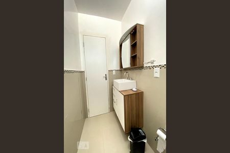 Apartamento à venda com 70m², 1 quarto e sem vagaBanheiro