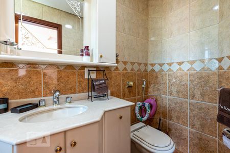 Casa à venda com 800m², 7 quartos e 8 vagasBanheiro do Quarto 2