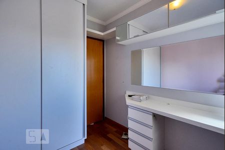 Quarto de apartamento para alugar com 3 quartos, 69m² em Vila Pompéia, São Paulo