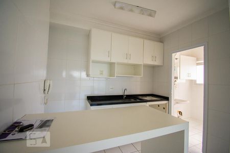 Apartamento à venda com 75m², 2 quartos e 2 vagasCozinha