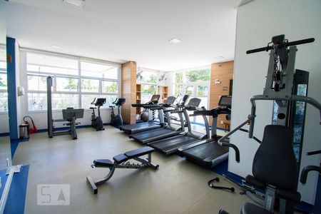 Apartamento à venda com 75m², 2 quartos e 2 vagasAcademia