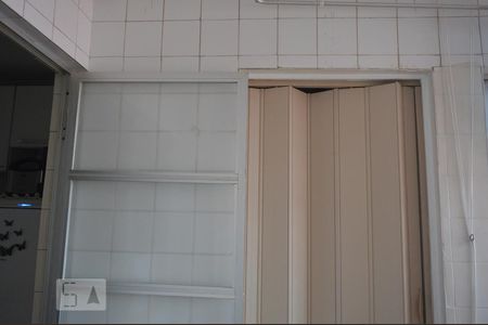 Apartamento à venda com 74m², 3 quartos e 1 vagaÁrea de Serviço