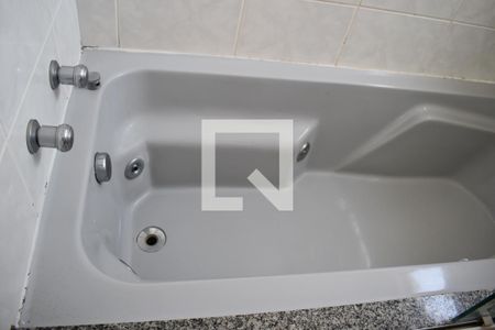 Banheiro da Suíte de apartamento para alugar com 3 quartos, 95m² em Bigorrilho, Curitiba