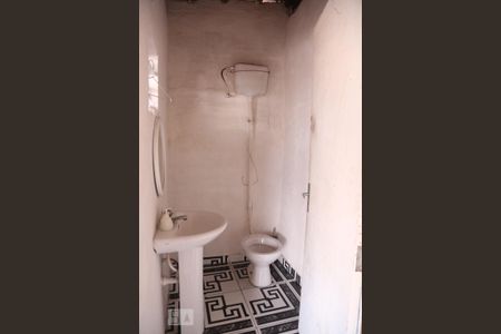 Casa à venda com 300m², 6 quartos e 3 vagasBanheiro