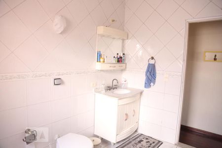 Casa à venda com 300m², 6 quartos e 3 vagasBanheiro