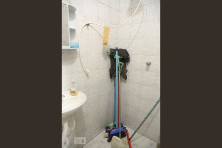 Casa à venda com 300m², 6 quartos e 3 vagasBanheiro