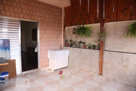 Casa à venda com 300m², 6 quartos e 3 vagassacada