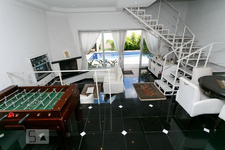 Casa à venda com 450m², 4 quartos e 6 vagas Casa à venda com 450m², 4 quartos e 6 vagasSala 4