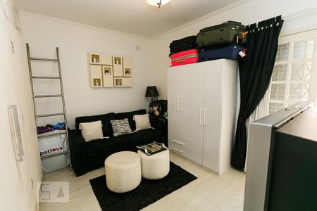 Casa à venda com 450m², 4 quartos e 6 vagas Casa à venda com 450m², 4 quartos e 6 vagasquarto - 1