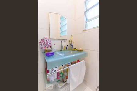 Casa à venda com 300m², 5 quartos e sem vaga Casa à venda com 300m², 5 quartos e sem vagaBanheiro da Suíte 1