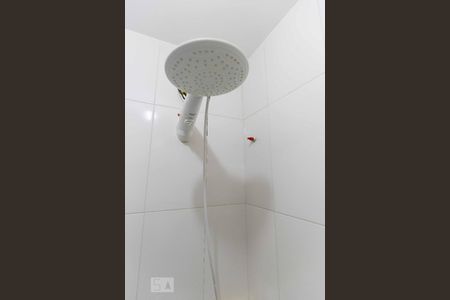 Casa à venda com 300m², 5 quartos e sem vaga Casa à venda com 300m², 5 quartos e sem vagaBanheiro da Suíte 2 - Chuveiro elétrico