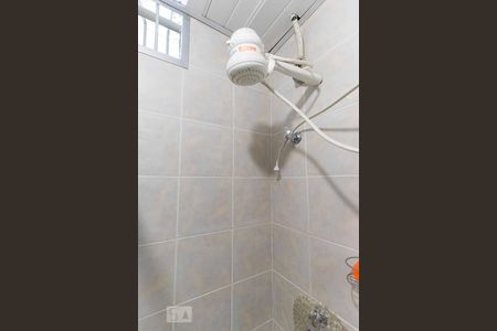 Casa à venda com 300m², 5 quartos e sem vaga Casa à venda com 300m², 5 quartos e sem vagaBanheiro Social - Chuveiro elétrico