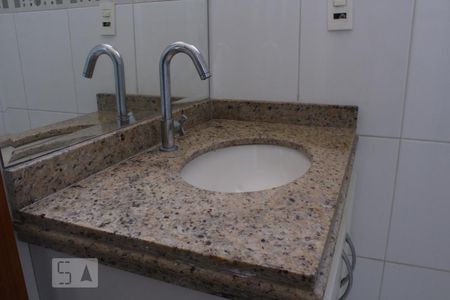 Apartamento à venda com 87m², 3 quartos e 2 vagasBanheiro
