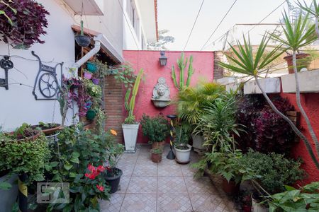 Casa à venda com 160m², 3 quartos e 2 vagas Casa à venda com 160m², 3 quartos e 2 vagasÁrea comum