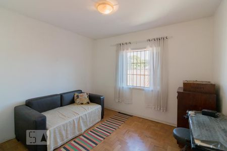 Casa à venda com 160m², 3 quartos e 2 vagas Casa à venda com 160m², 3 quartos e 2 vagasQuarto 3