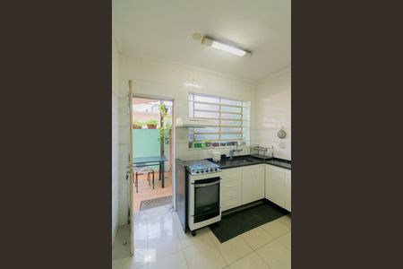 Casa à venda com 160m², 3 quartos e 2 vagas Casa à venda com 160m², 3 quartos e 2 vagasCozinha