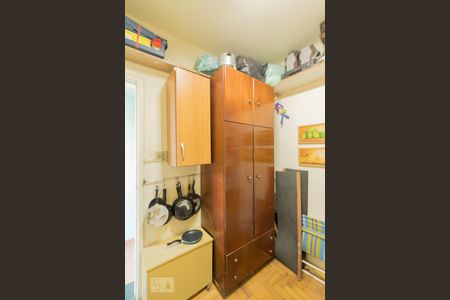 Casa à venda com 160m², 3 quartos e 2 vagas Casa à venda com 160m², 3 quartos e 2 vagasQuarto de Serviço