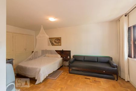 Casa à venda com 160m², 3 quartos e 2 vagas Casa à venda com 160m², 3 quartos e 2 vagasSuíte