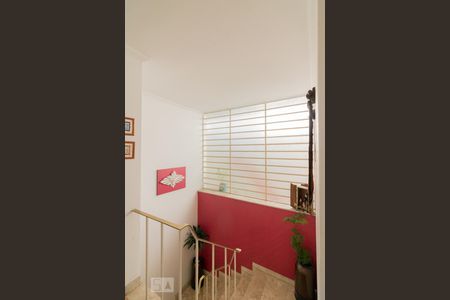 Casa à venda com 160m², 3 quartos e 2 vagas Casa à venda com 160m², 3 quartos e 2 vagasCorredor Quartos