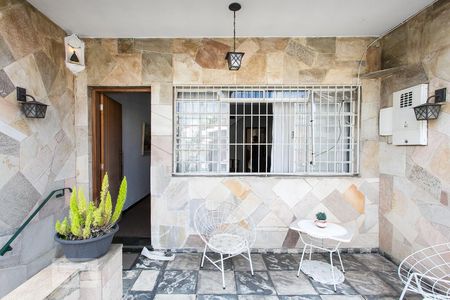 Casa para alugar com 130m², 3 quartos e 1 vagaEntrada