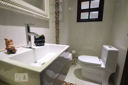 Casa à venda com 180m², 4 quartos e 3 vagasLavabo