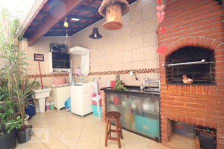 Casa à venda com 180m², 4 quartos e 3 vagasÁrea de Serviço