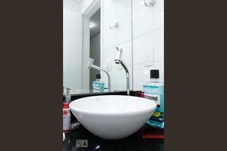 Apartamento à venda com 50m², 2 quartos e 1 vaga Apartamento à venda com 50m², 2 quartos e 1 vagaDetalhe banheiro - Pia