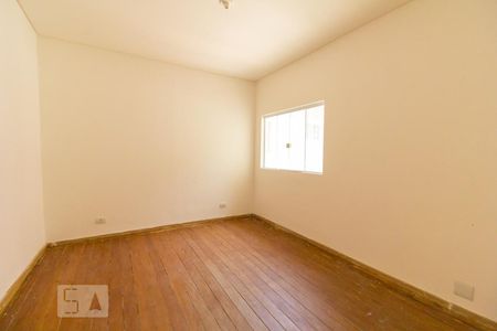 Casa à venda com 200m², 4 quartos e 2 vagasQuarto