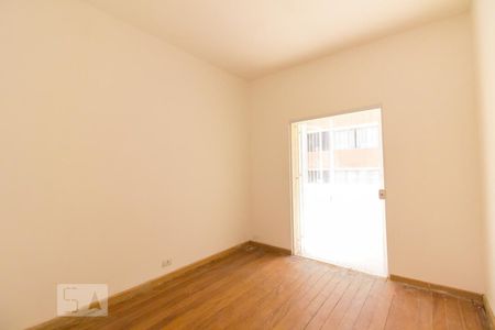 Casa à venda com 200m², 4 quartos e 2 vagasQuarto