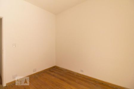 Casa à venda com 200m², 4 quartos e 2 vagasQuarto