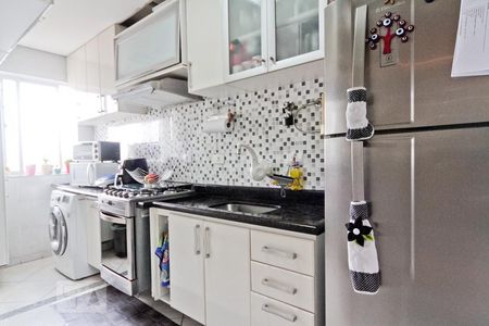Apartamento à venda com 105m², 2 quartos e 2 vagasCozinha
